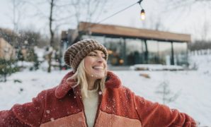 Rekomendasi Jenis Jaket untuk Musim Dingin di Luar Negeri